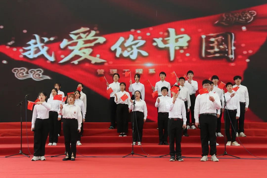 d231a1fe5103aaef557f288d132c714e.jpg